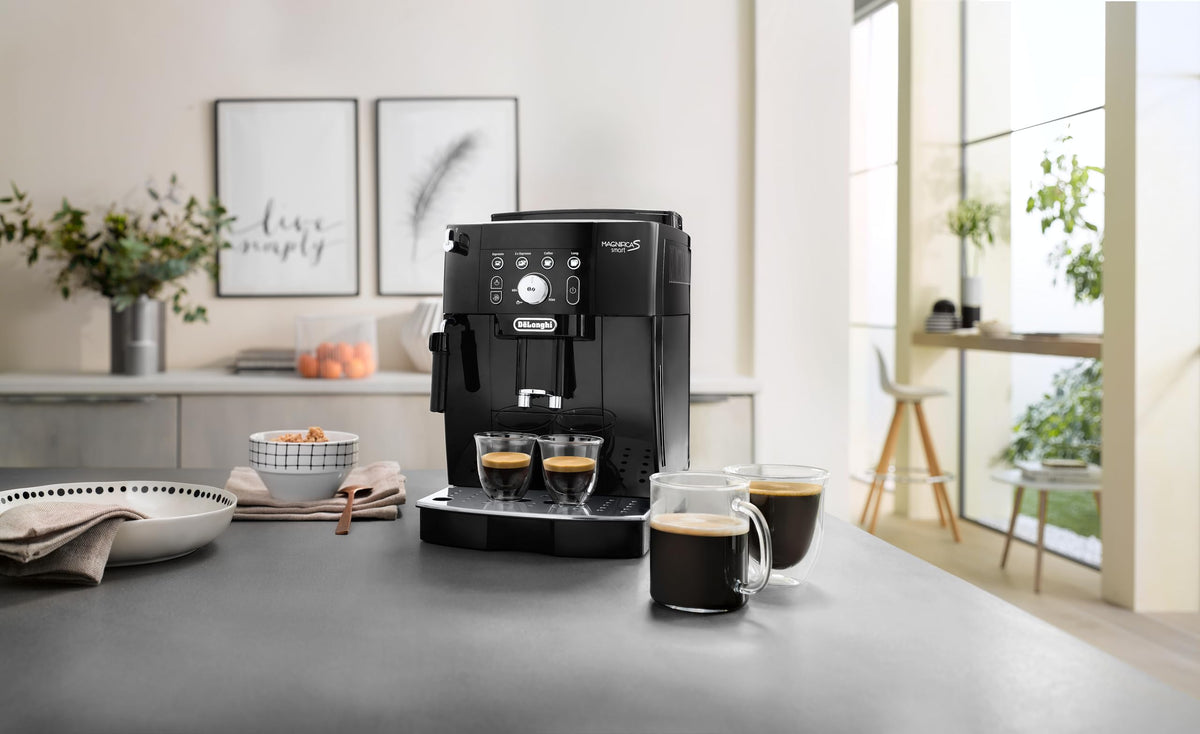 De'Longhi Magnifica S Smart - Kaffeevollautomat 4 Getränke Schwarz