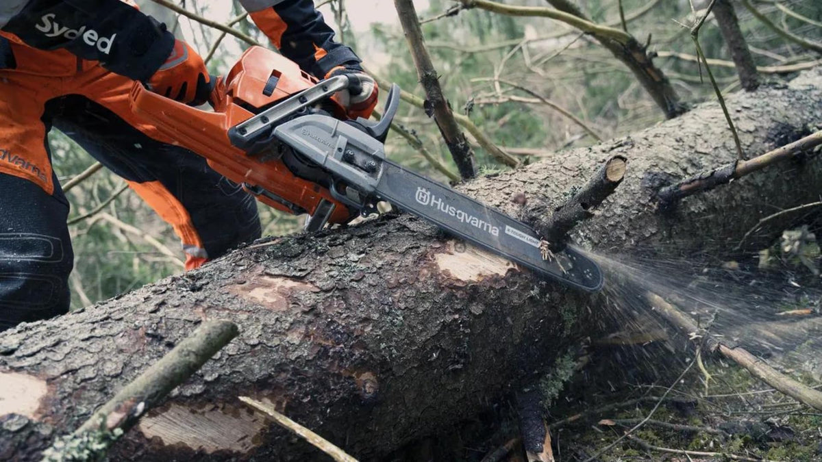Husqvarna 572 XP Benzin Motorsäge Kettensäge 70,6 cm³ 4,3 kW 18 ' (966733118)